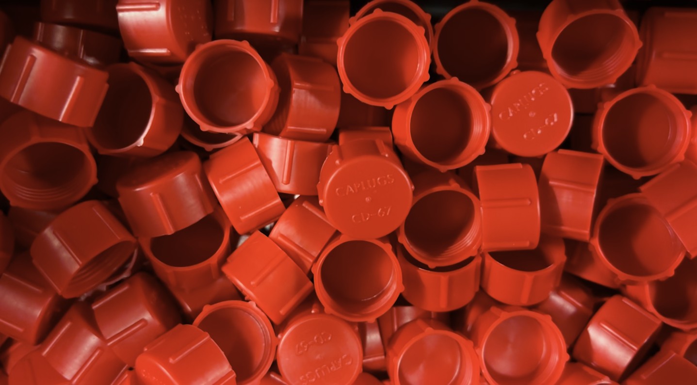 Injection Molding vs 3D Printing: Which is Right for Your Business?